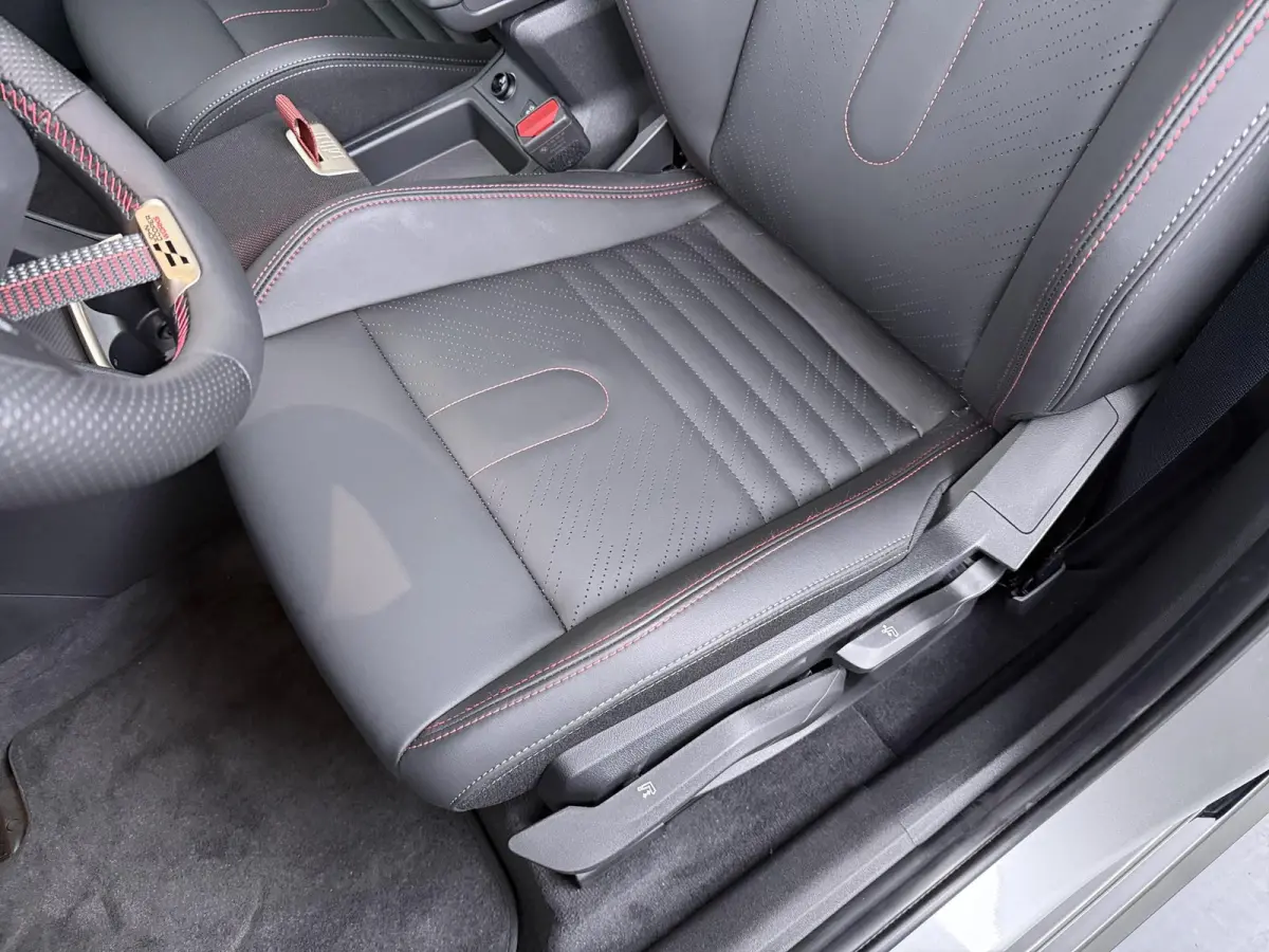 E John Cooper Works | Pakket L