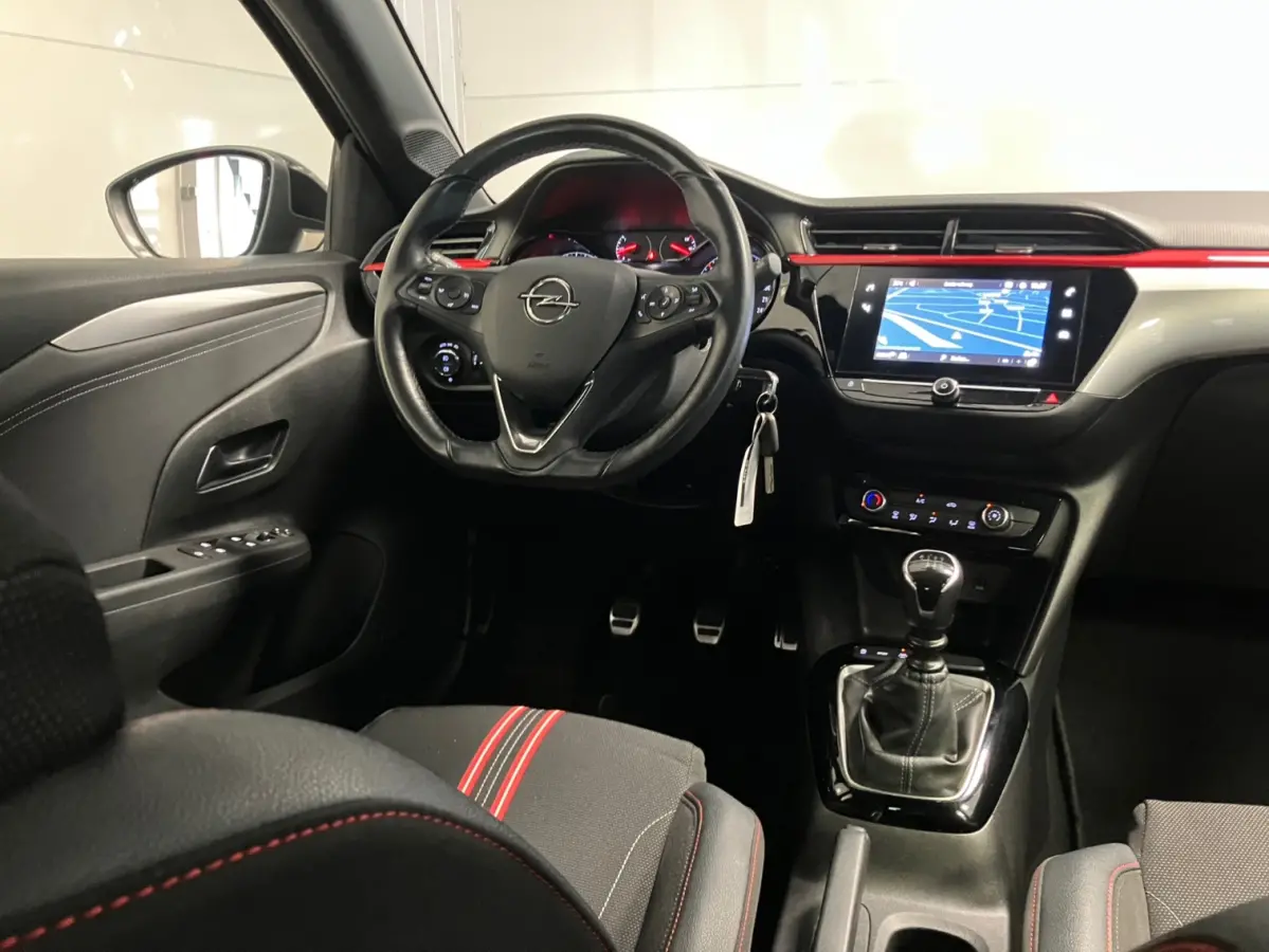 GS Line 1.2 Turbo 102pk |Apple Carplay | Navigatie | LED | Airco | NAP |