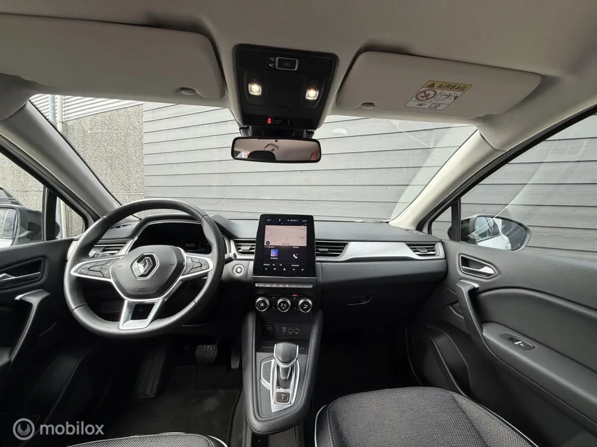 1.6 E-Tech Plug-in Hybrid 160 Intens Black Pack