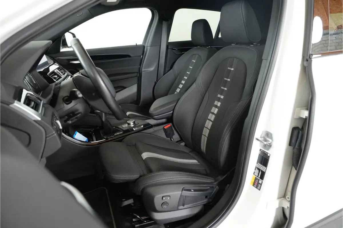 xDrive25e PHEV 220 pk | SOH 92% | M Sport | Adaptive Cruise  | Camera |
