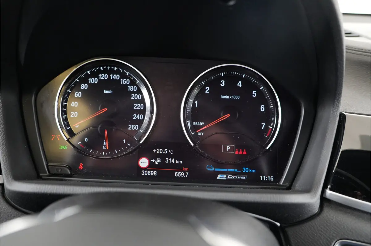 xDrive25e PHEV 220 pk | SOH 92% | M Sport | Adaptive Cruise  | Camera |