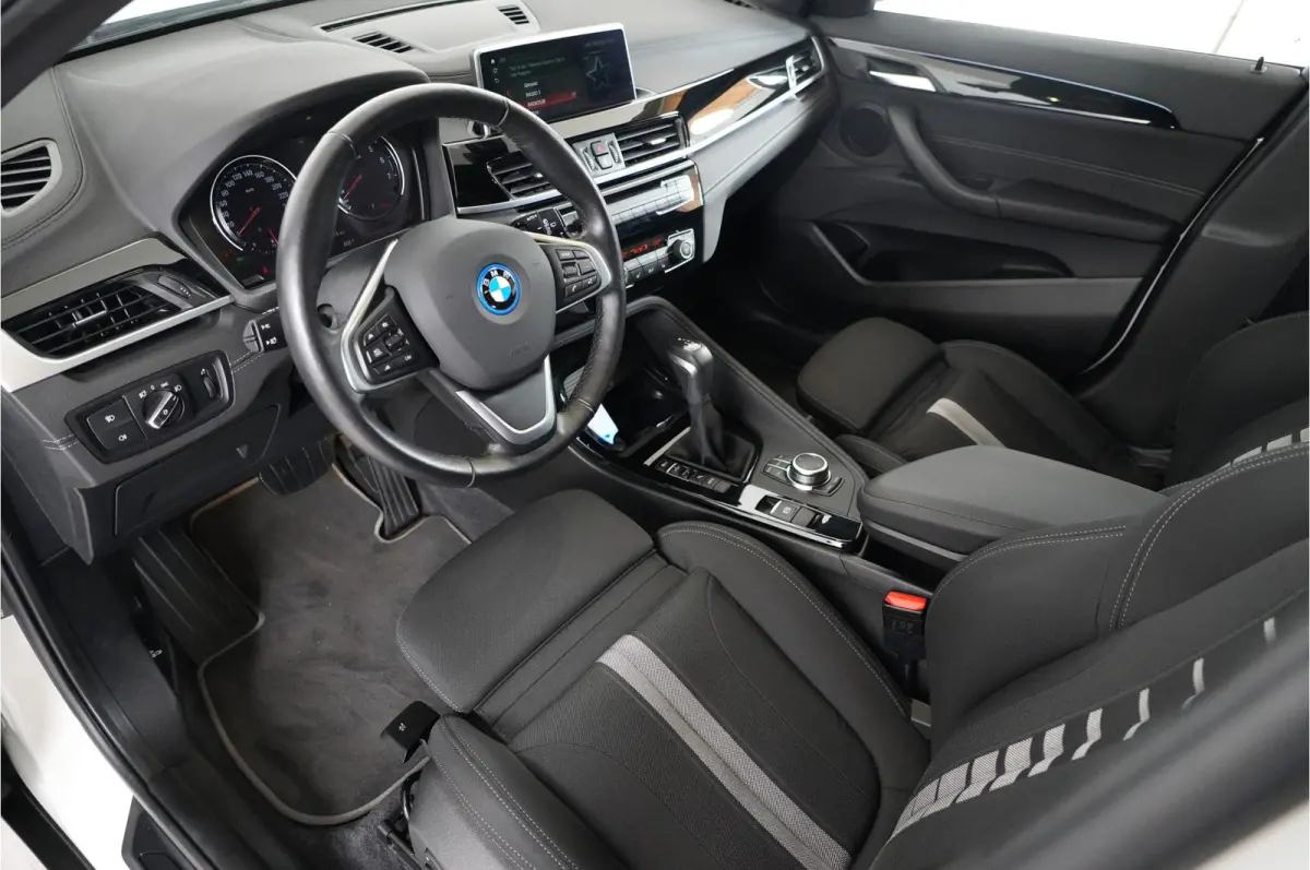 xDrive25e PHEV 220 pk | SOH 92% | M Sport | Adaptive Cruise  | Camera |