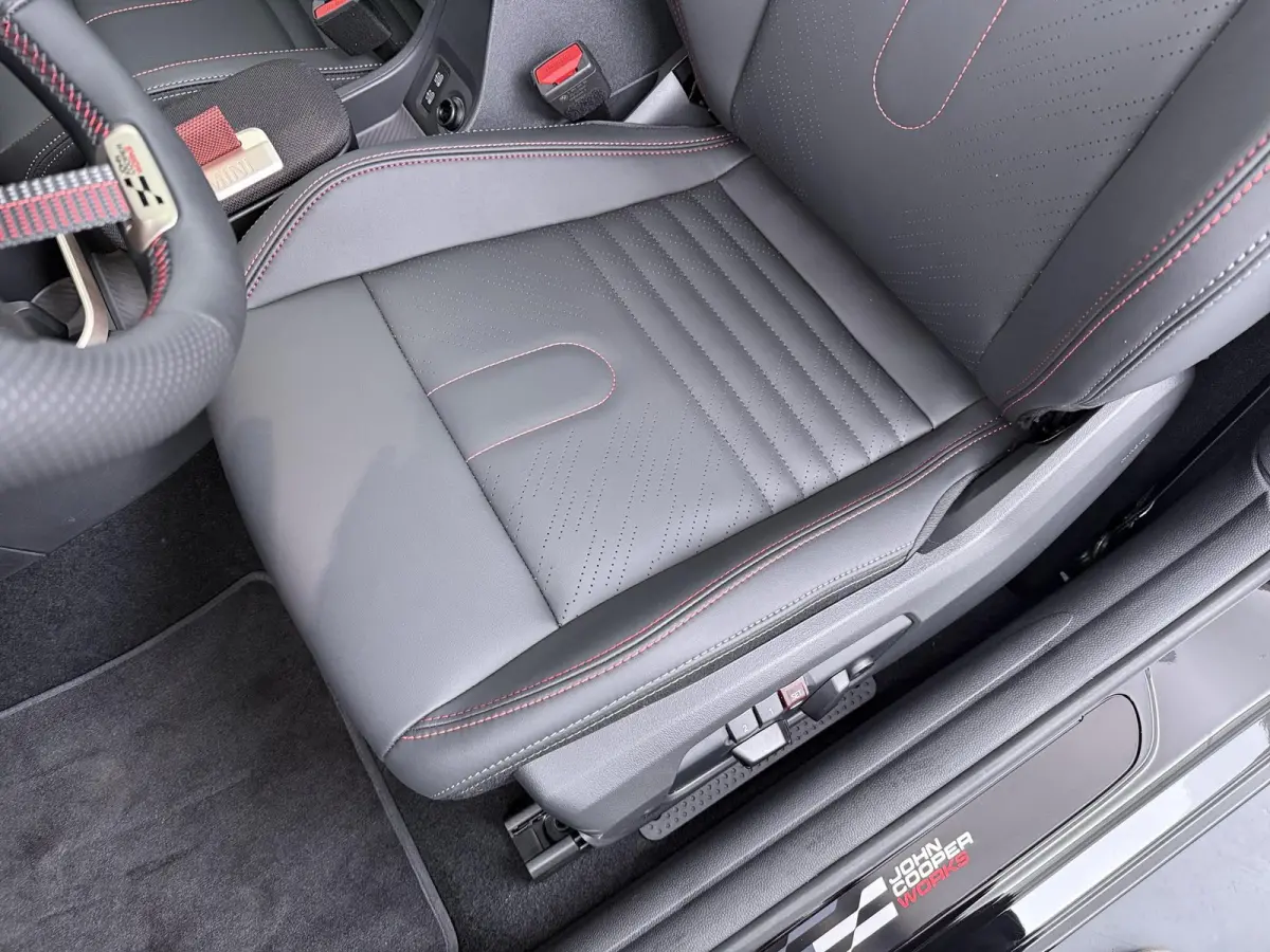 2.0 Cooper S John Cooper Works Trim | Pakket XL
