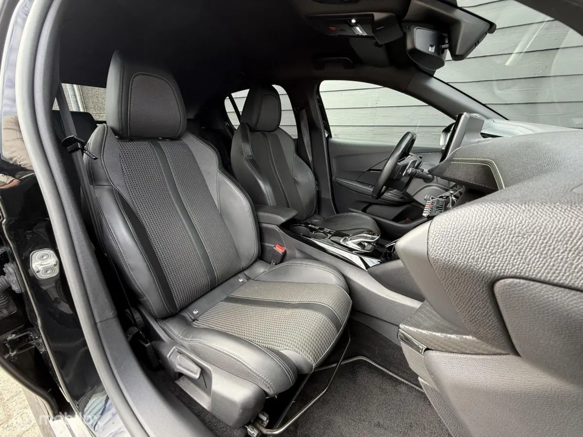 1.2 PureTech GT Line 130Pk Carplay/Winterpakket