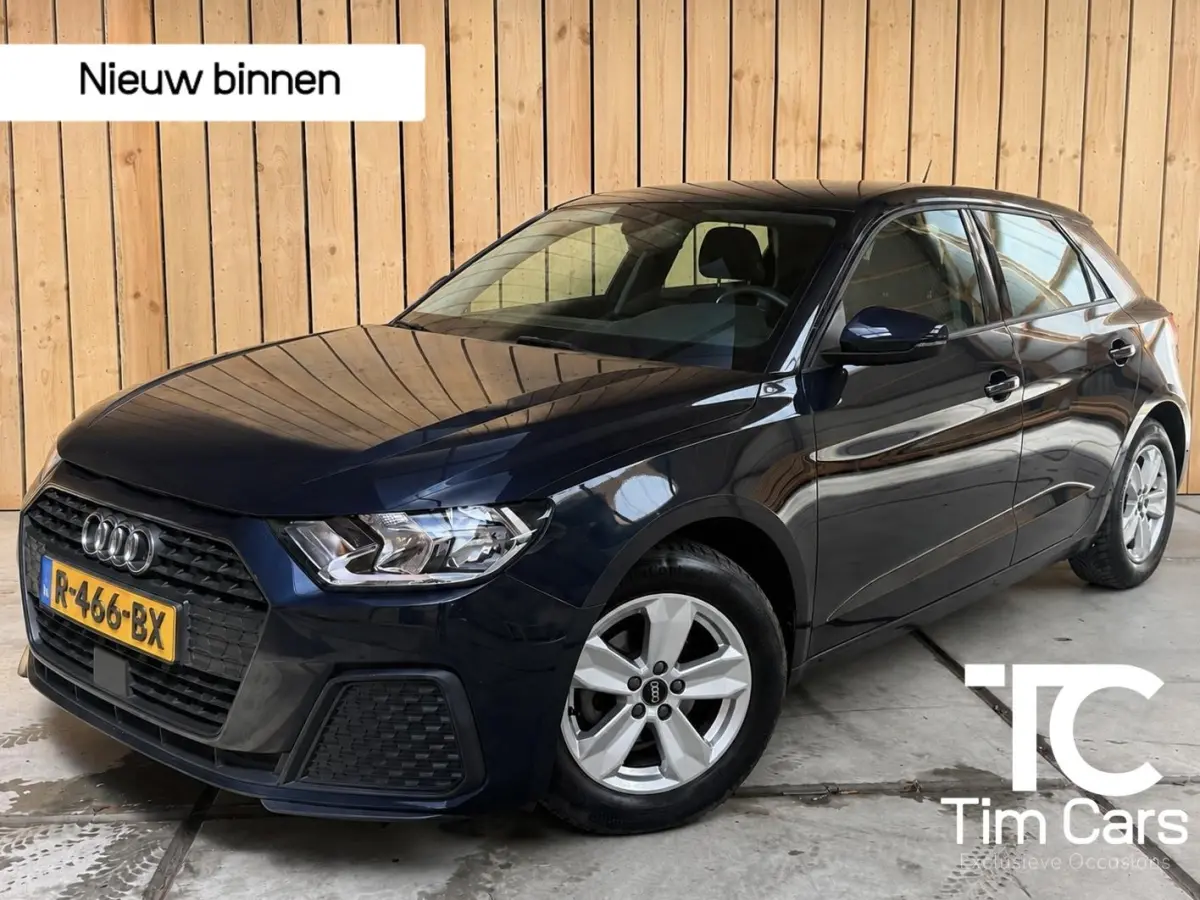 25 TFSI Pro Line Apple CarPlay/Android Auto | Airconditioning | Bluetooth telefoonverbinding | Cruise control | Lichtmetalen velgen | Navigatiesysteem | Sportstuur