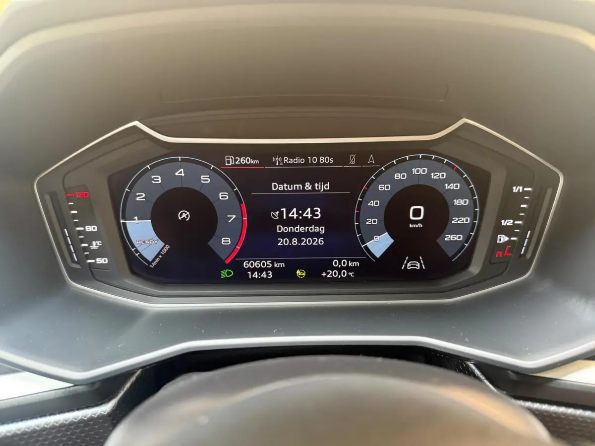 25 TFSI Pro Line Apple CarPlay/Android Auto | Airconditioning | Bluetooth telefoonverbinding | Cruise control | Lichtmetalen velgen | Navigatiesysteem | Sportstuur