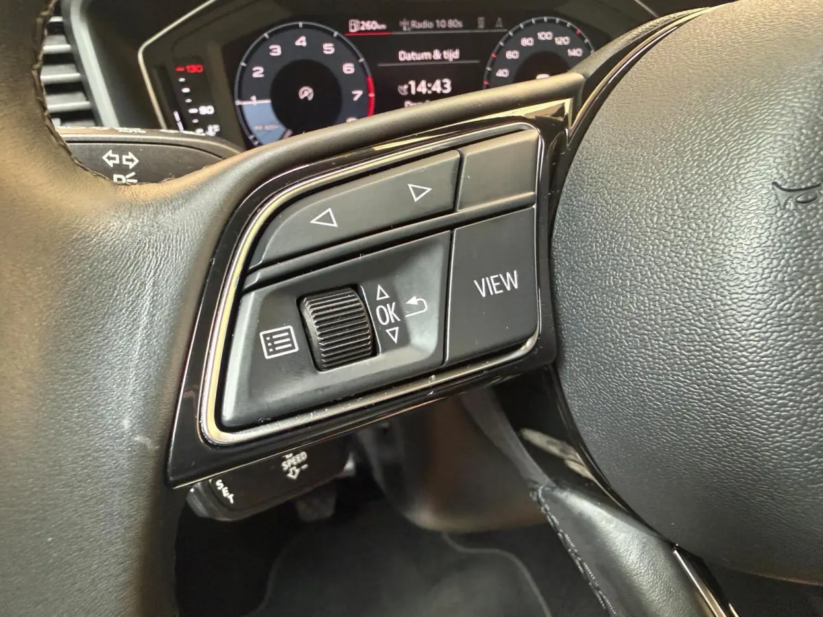25 TFSI Pro Line Apple CarPlay/Android Auto | Airconditioning | Bluetooth telefoonverbinding | Cruise control | Lichtmetalen velgen | Navigatiesysteem | Sportstuur