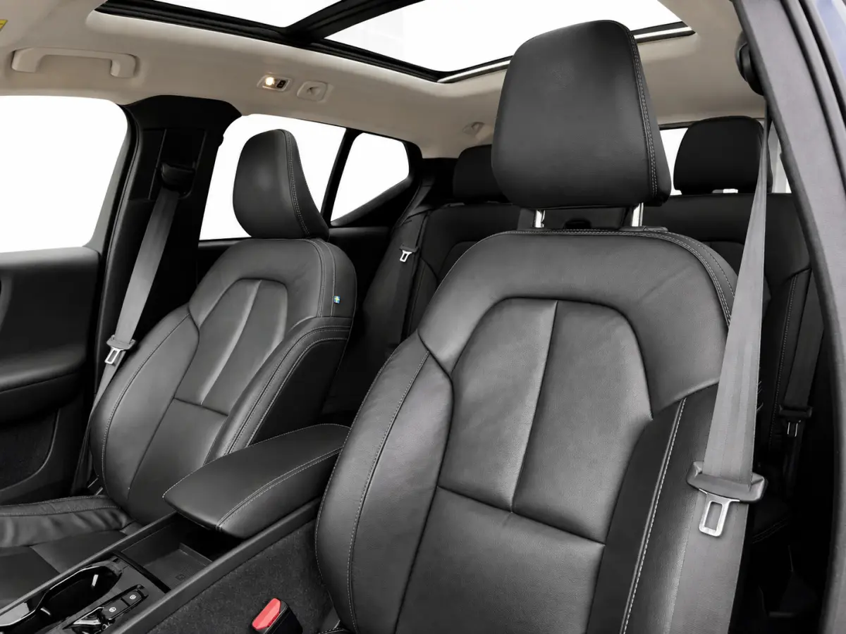1.5 T4 Plug-in hybrid | Pano | Trekhaak | Leer | 360 Camera | Harman Kardon | Stuurwiel + achterbank verwarmd