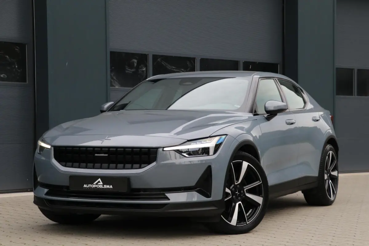 Standard Range Single Motor 63kWh AppleCarplay Memory Sportzetels Camera Lmv Led 39000KM BJ2023