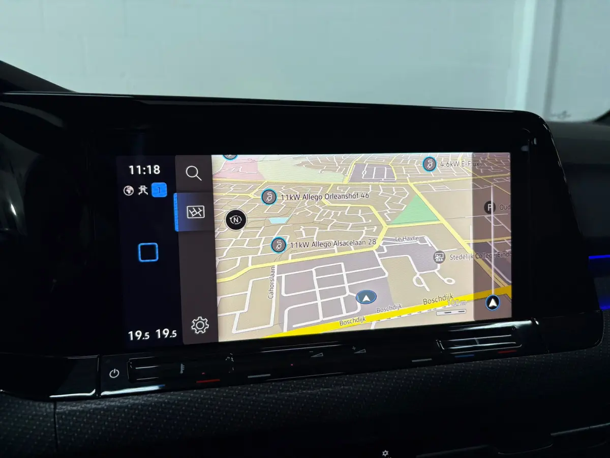 2.0 TSI R 4Motion, Pano, Akra, HK Audio, HUD