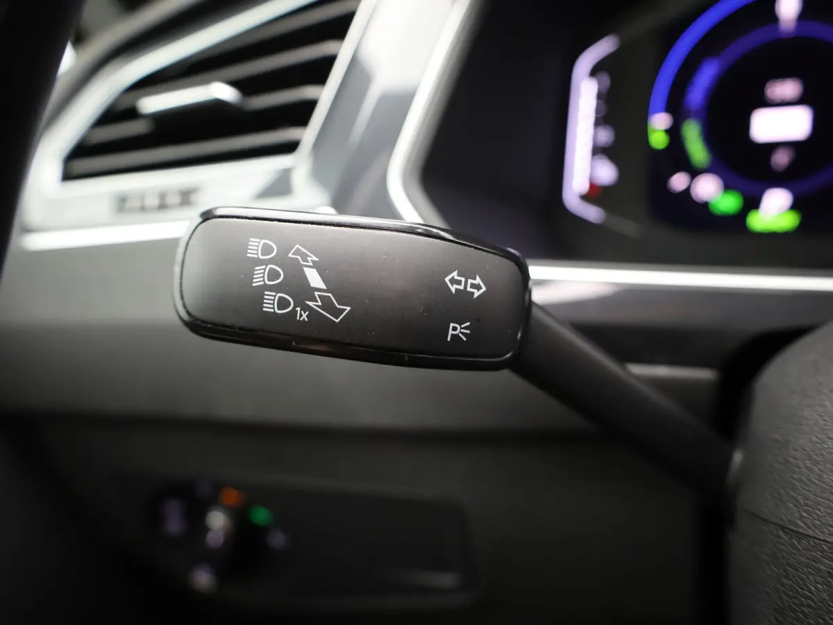 1.4 TSI eHybrid R-Line Business+ | 360 Camera | Panodak | 20'' | Keyless | Prijs Rijklaar!!