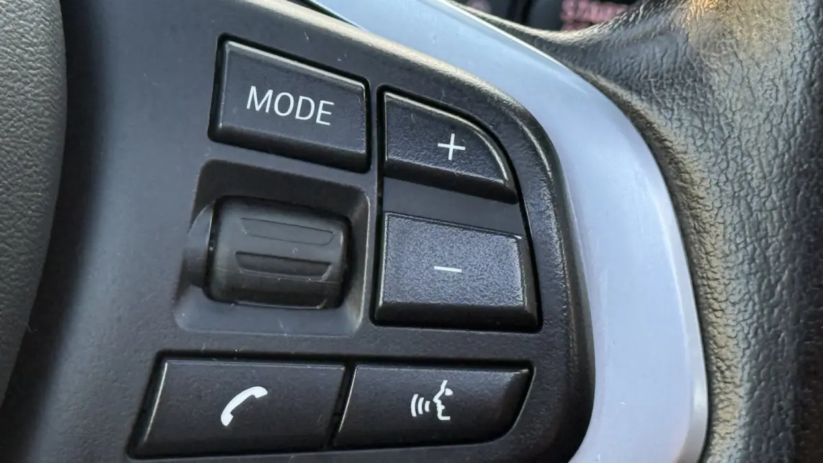 sDrive18i