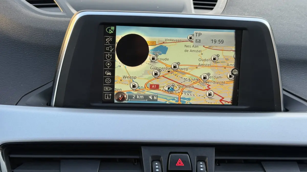 sDrive18i