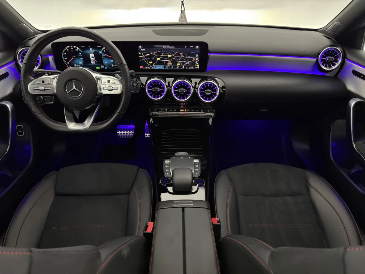250 e AMG | Pano | Sfeer | Burmester | Camera | Virtual | Cruise | Keyless