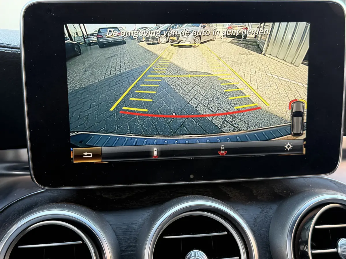 63-AMG BWJ 2017 | 476 PK | BURMESTER | PANO | ADAPT. CRUISE | AUTO PILOT | MULTIBEAM | HUD | MEMORY | DODE HOEK | VOL LEDER | CAM. | SPORTUITLAAT | VERLAAGD | STOELVERW. |