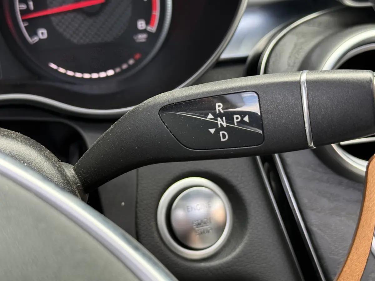 63-AMG BWJ 2017 | 476 PK | BURMESTER | PANO | ADAPT. CRUISE | AUTO PILOT | MULTIBEAM | HUD | MEMORY | DODE HOEK | VOL LEDER | CAM. | SPORTUITLAAT | VERLAAGD | STOELVERW. |