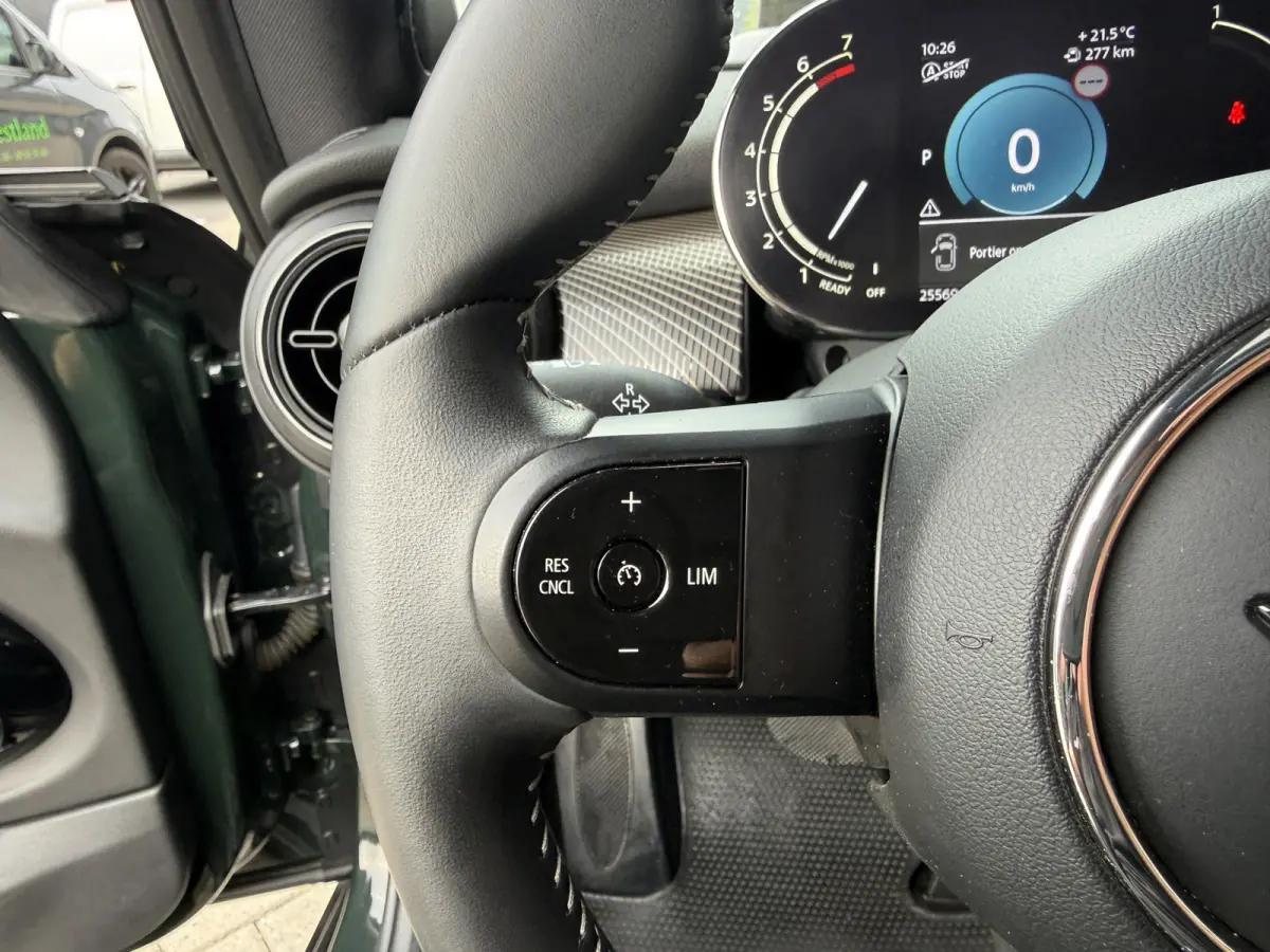 1.5 Cooper Resolute Pano/Leder/H&K/Camera