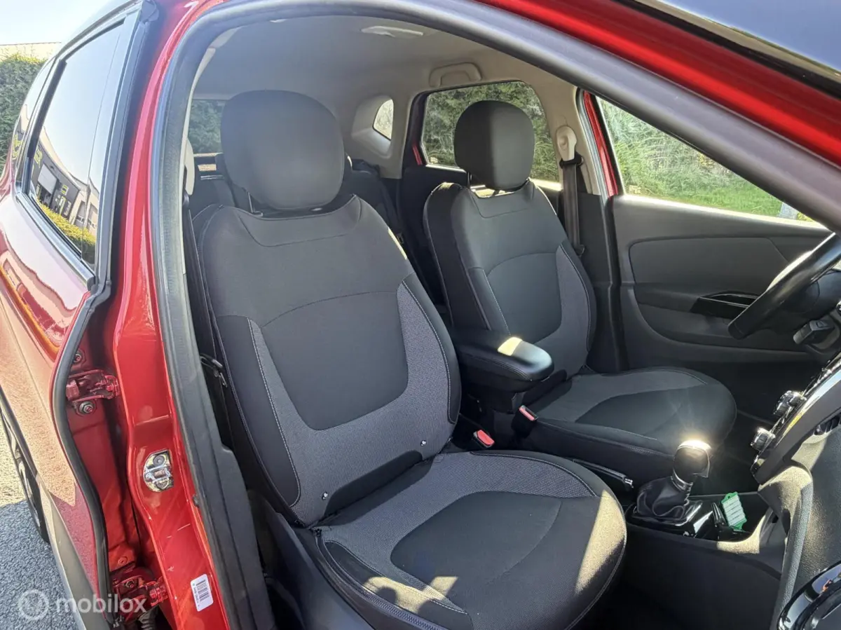 Captur TCe | |