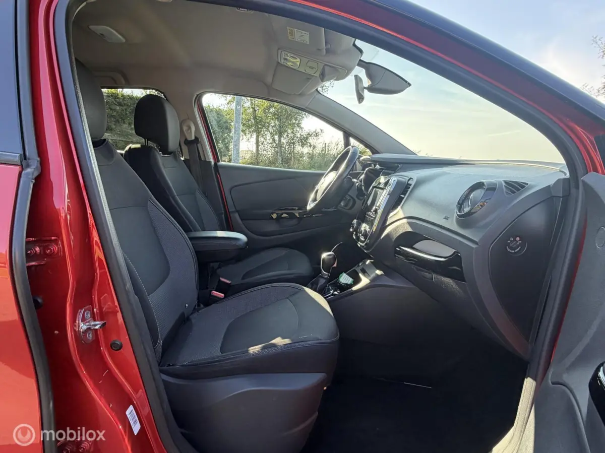 Captur TCe | |