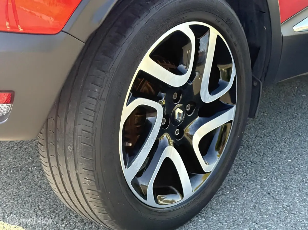 Captur TCe | |