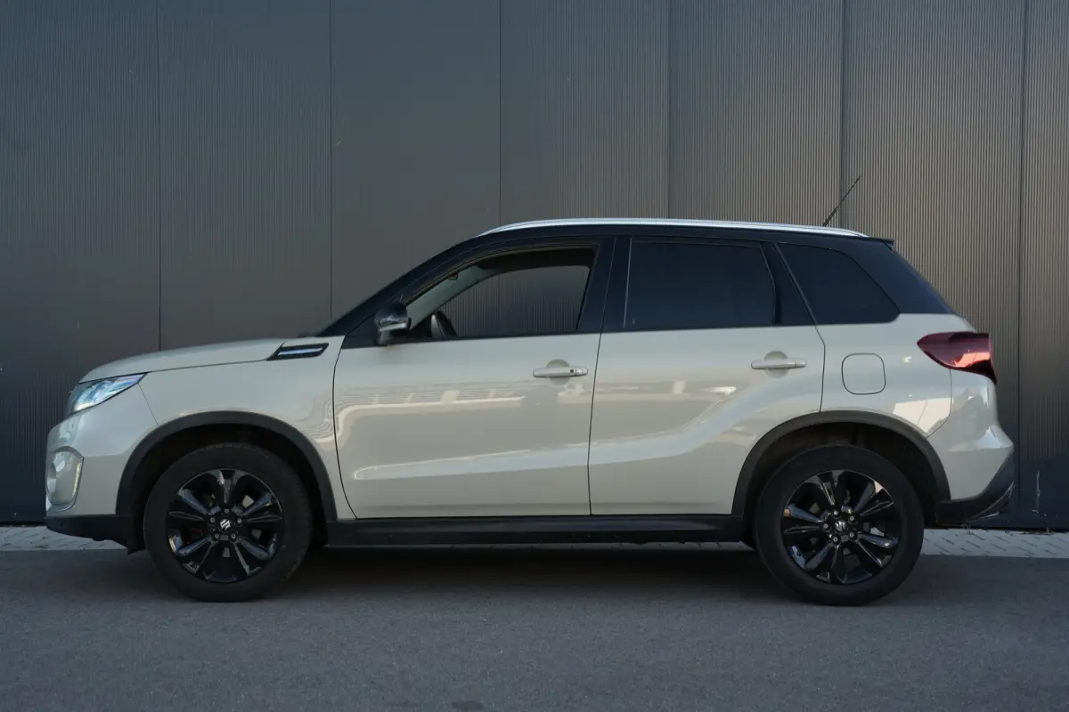 115pk 1.5 Hybrid Style | Camera | Carplay | Adaptive Cruise | Keyless | Trekhaak |