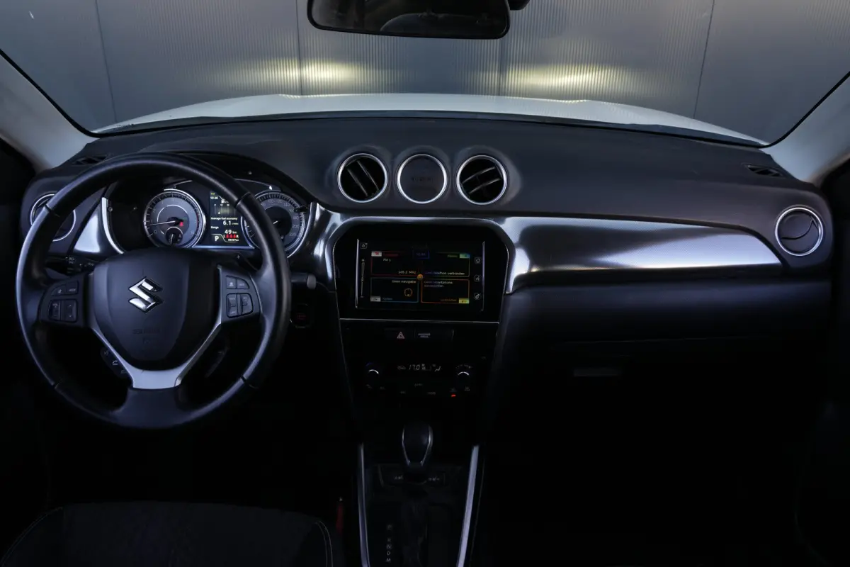 115pk 1.5 Hybrid Style | Camera | Carplay | Adaptive Cruise | Keyless | Trekhaak |
