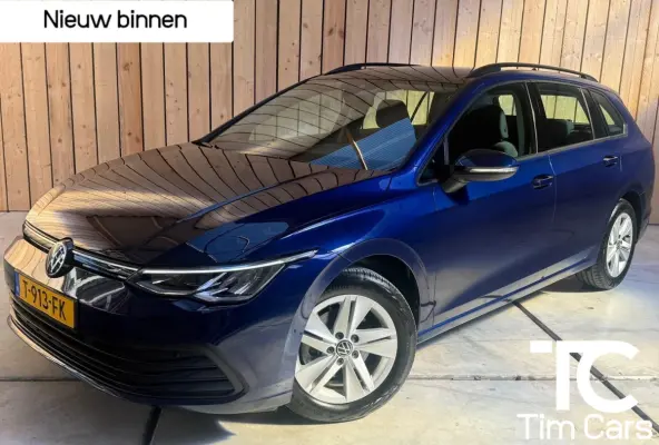 1.0 TSI Life Achteruitrijcamera | Apple CarPlay/Android Auto | Adaptieve cruise control | Climate control | LED verlichting | Navigatiesysteem | Parkeersensoren voor en achter