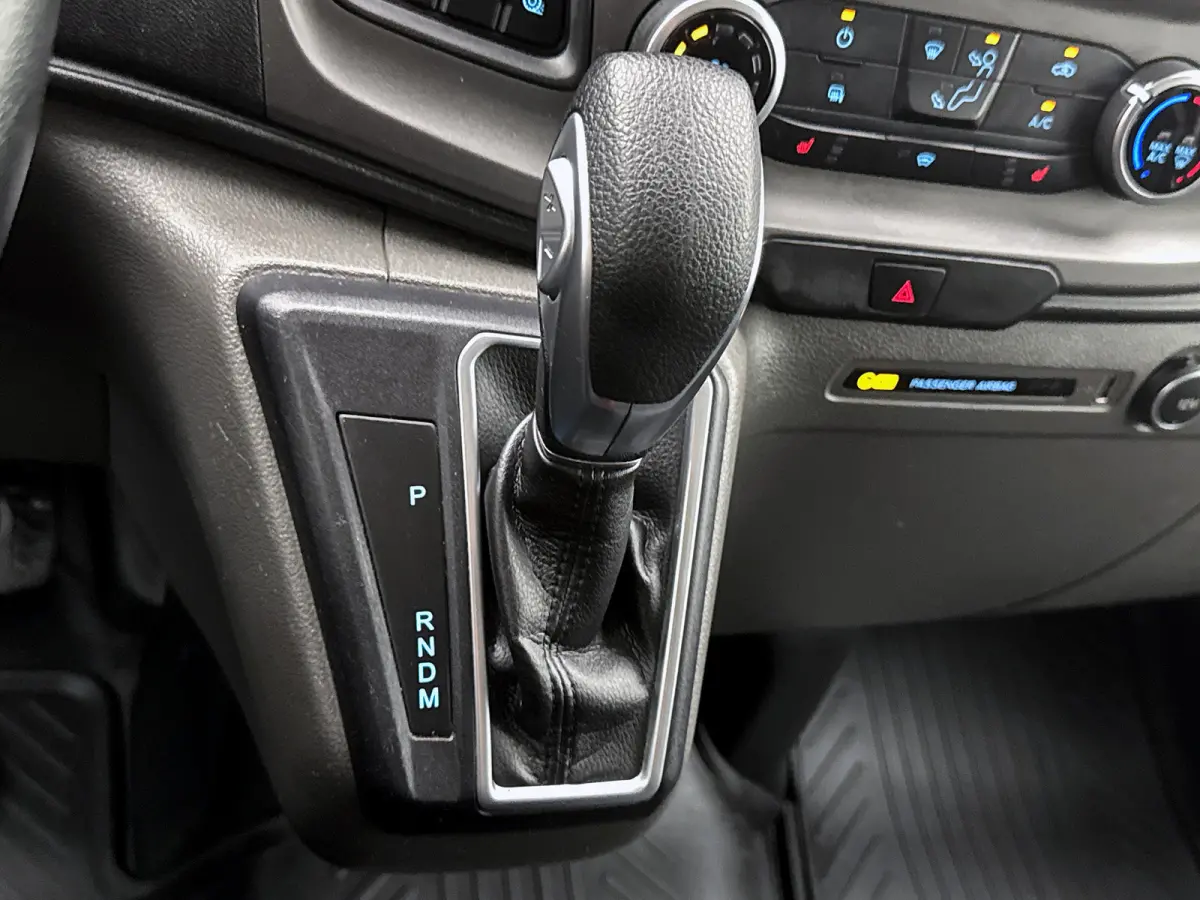 300 2.0 TDCI L2 130pk Automaat Camera Navigatie Trekhaak Cruise control