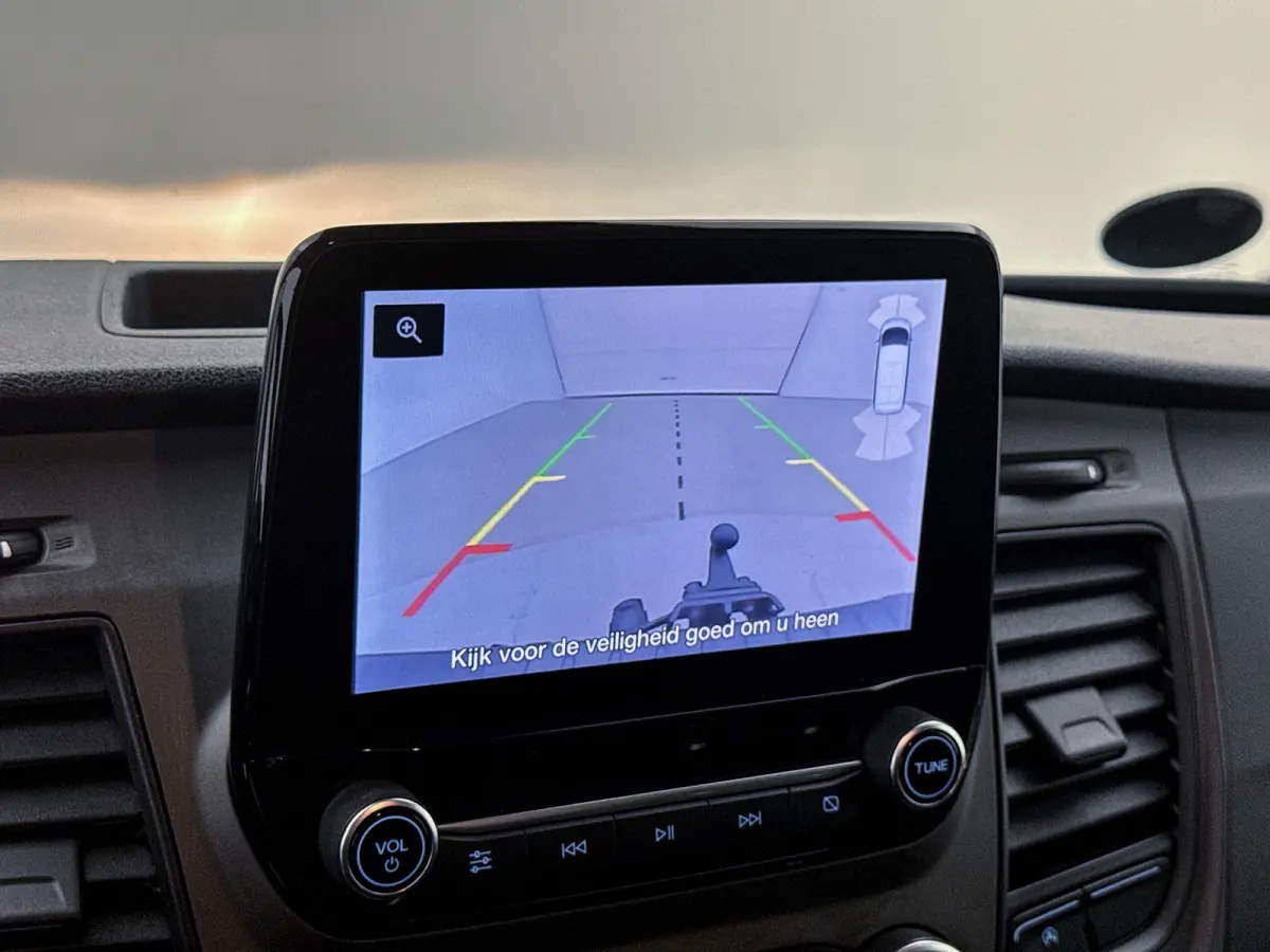 300 2.0 TDCI L2 130pk Automaat Camera Navigatie Trekhaak Cruise control