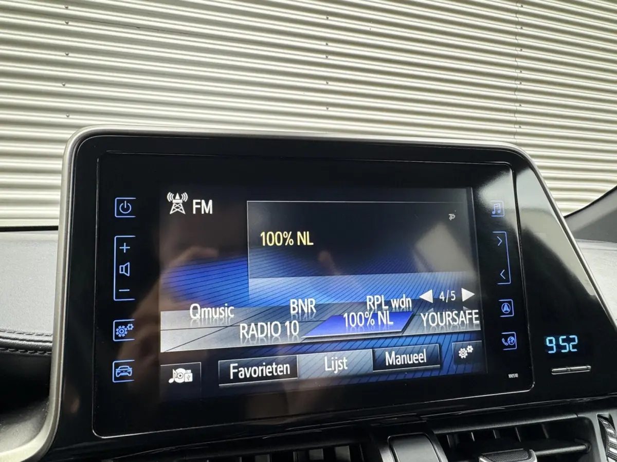1.8 Hybrid Dynamic|Keyless|Camera|Cruise|Stoelverwarming|