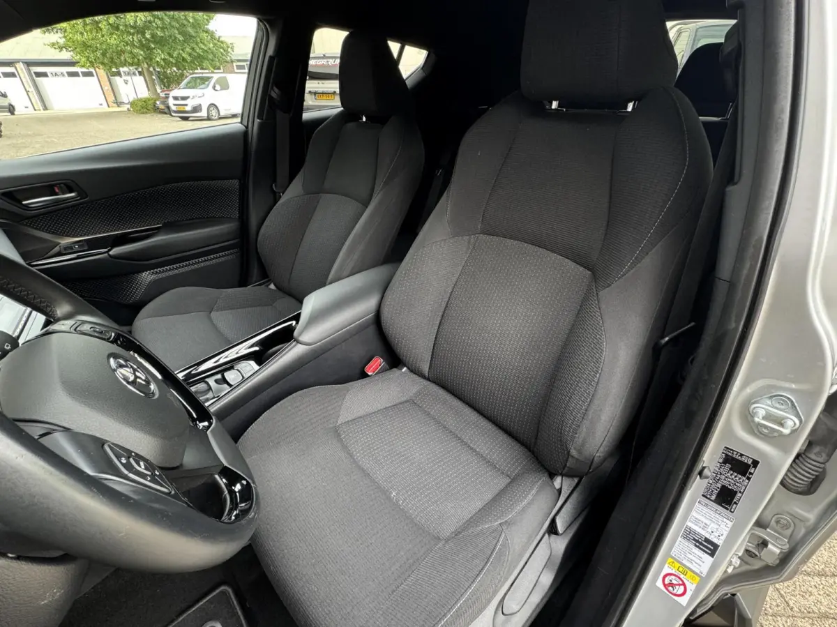 1.8 Hybrid Dynamic|Keyless|Camera|Cruise|Stoelverwarming|
