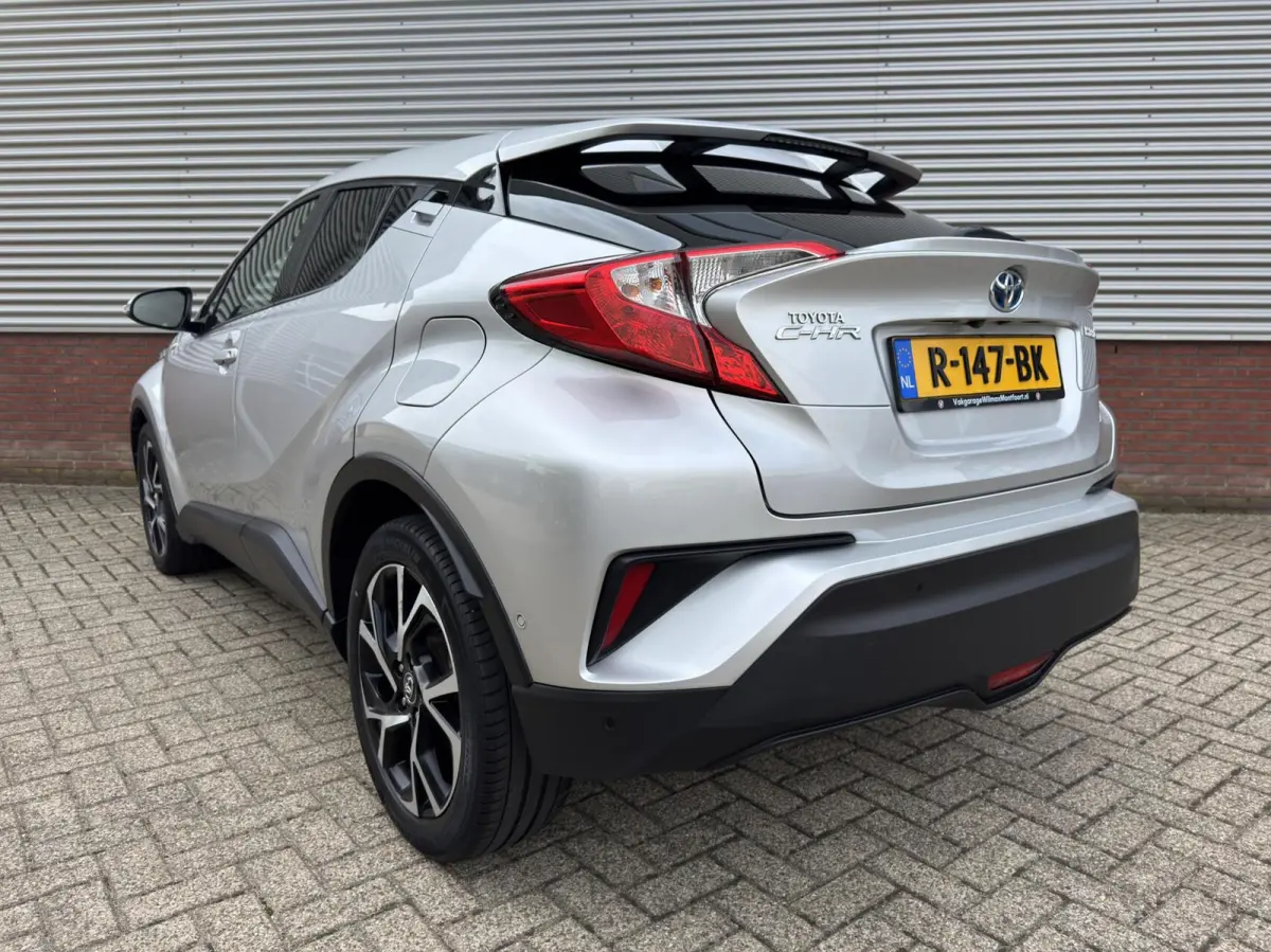 1.8 Hybrid Dynamic|Keyless|Camera|Cruise|Stoelverwarming|