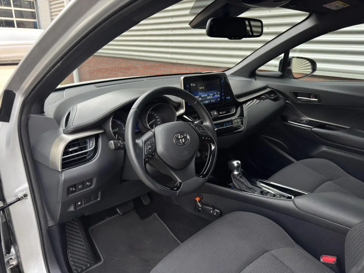 1.8 Hybrid Dynamic|Keyless|Camera|Cruise|Stoelverwarming|
