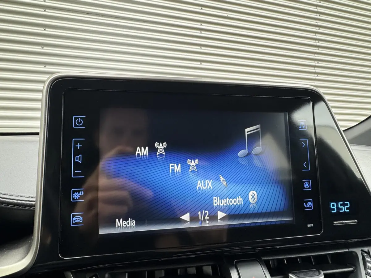 1.8 Hybrid Dynamic|Keyless|Camera|Cruise|Stoelverwarming|