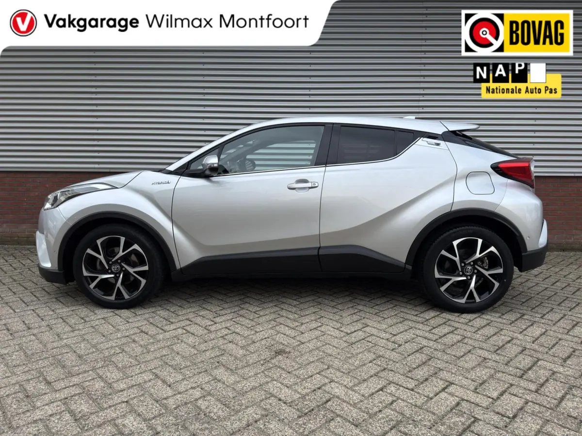 1.8 Hybrid Dynamic|Keyless|Camera|Cruise|Stoelverwarming|