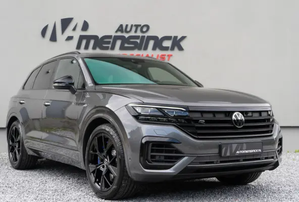 3.0 TSI 4MOTION R / Dynaudio/ Trekhaak/ Panoramadak/ 360 Topview/