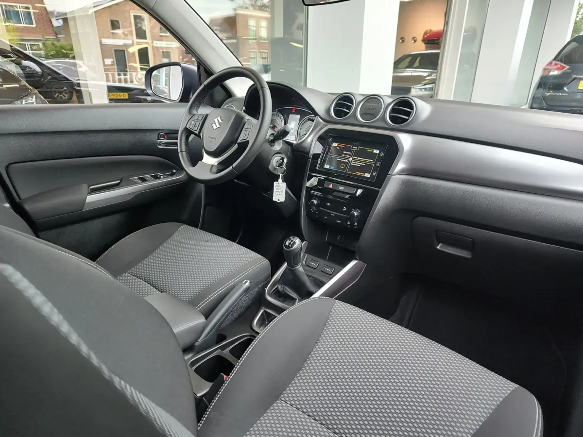 1.0 BOOSTERJET SELECT Navi | Camera | Stoelverwarming | Cruise Control