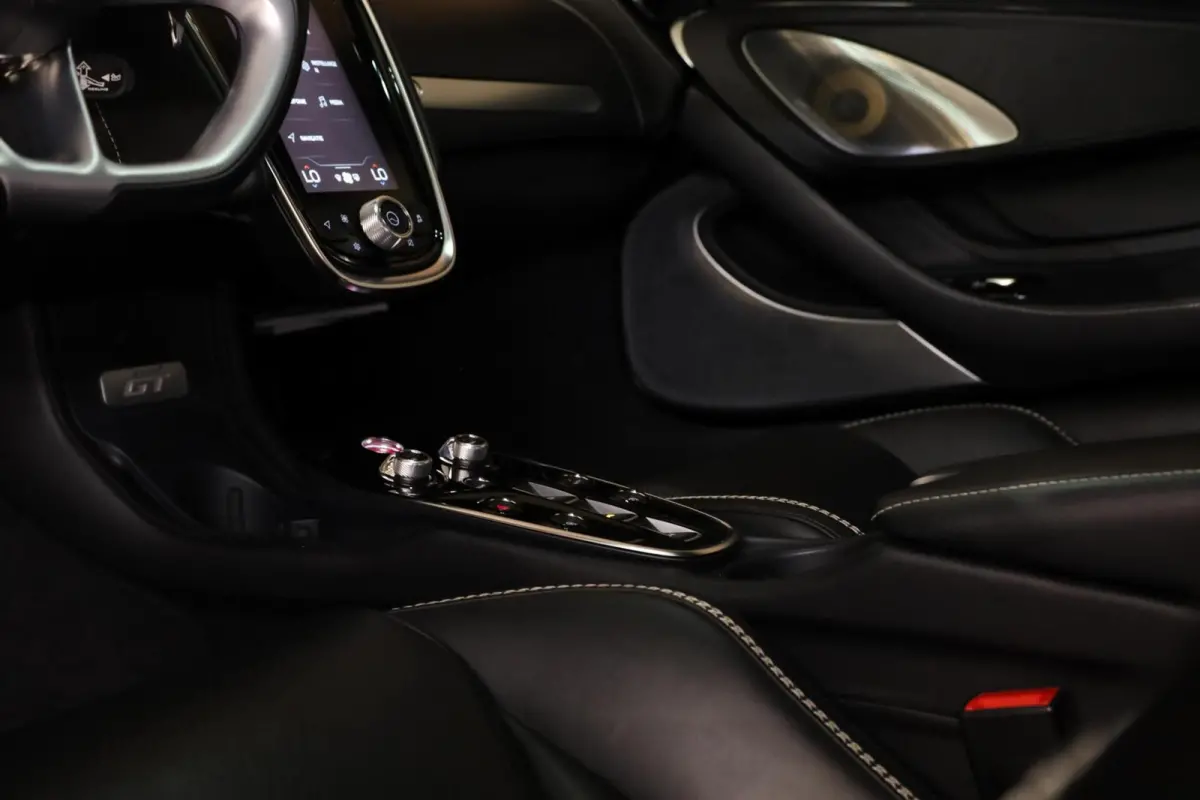 4.0 V8|MSO Fire Black|Lift|B&W|Keramisch|Panorama|