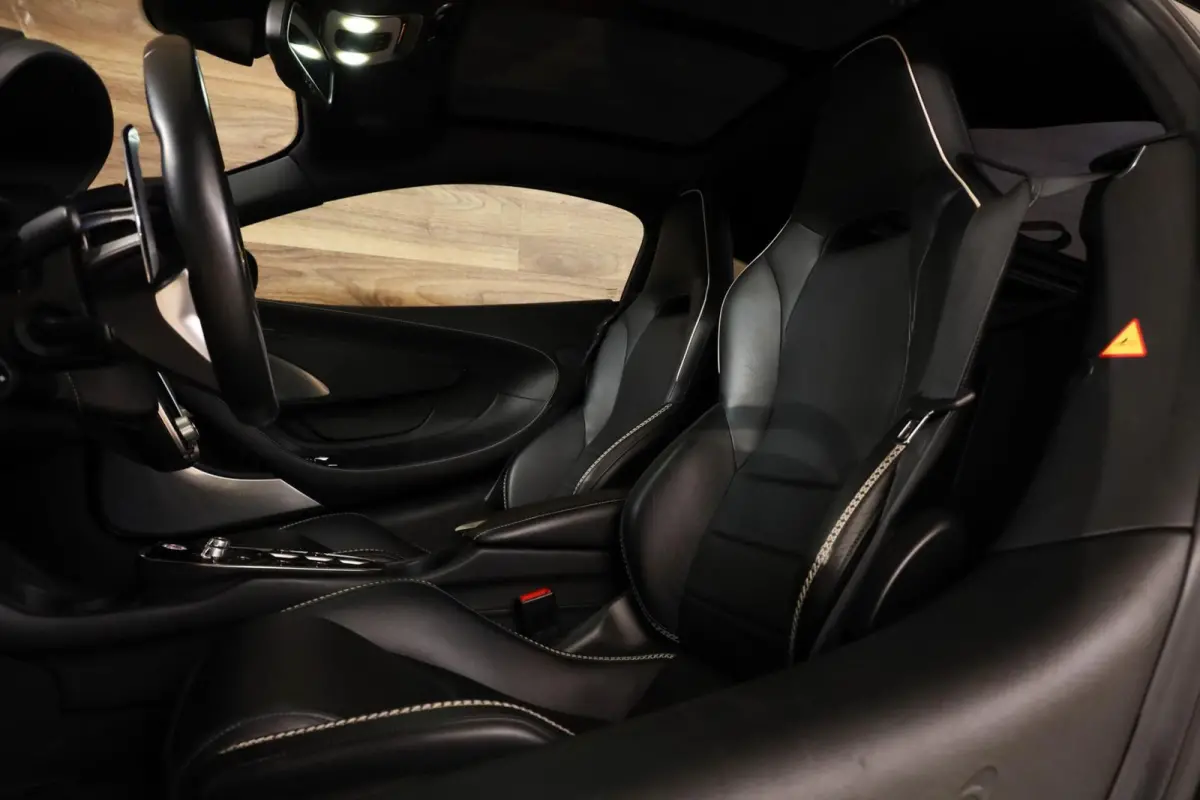 4.0 V8|MSO Fire Black|Lift|B&W|Keramisch|Panorama|