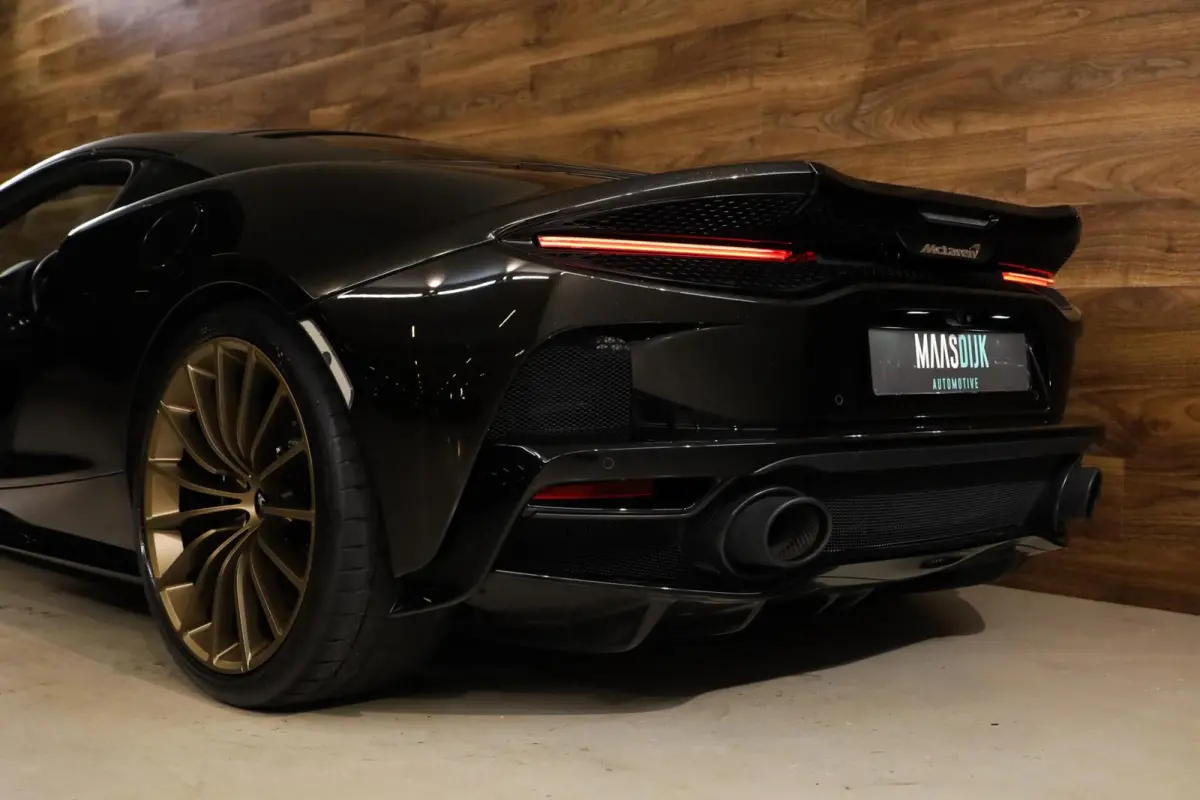 4.0 V8|MSO Fire Black|Lift|B&W|Keramisch|Panorama|