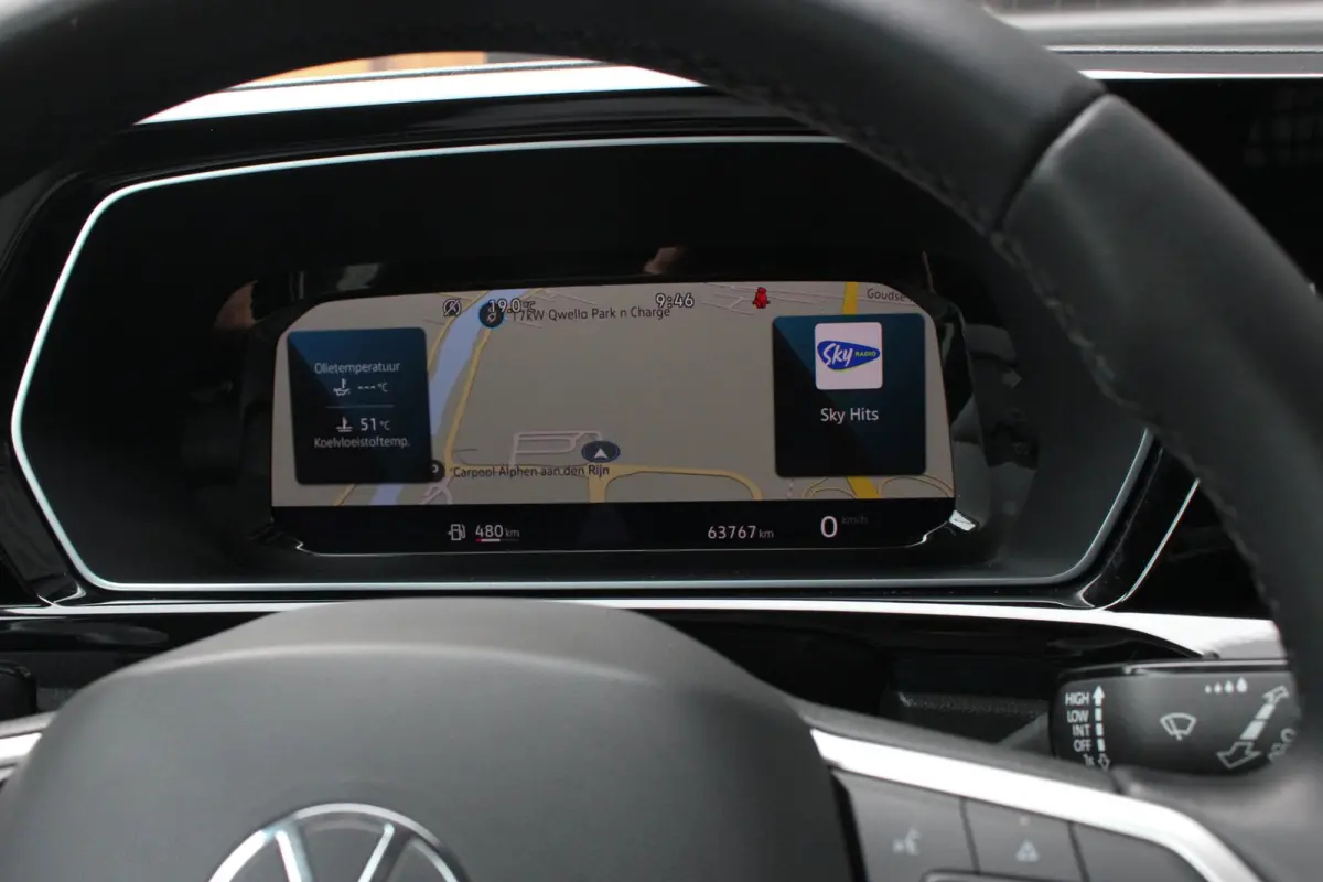 2.0 TDI JB-Edition 199PK / FULL OPTIONS / ACC / APPLE CARPLAY / ACTICE DISPLAY / FRONTLIP / SPOILER / 63DKM