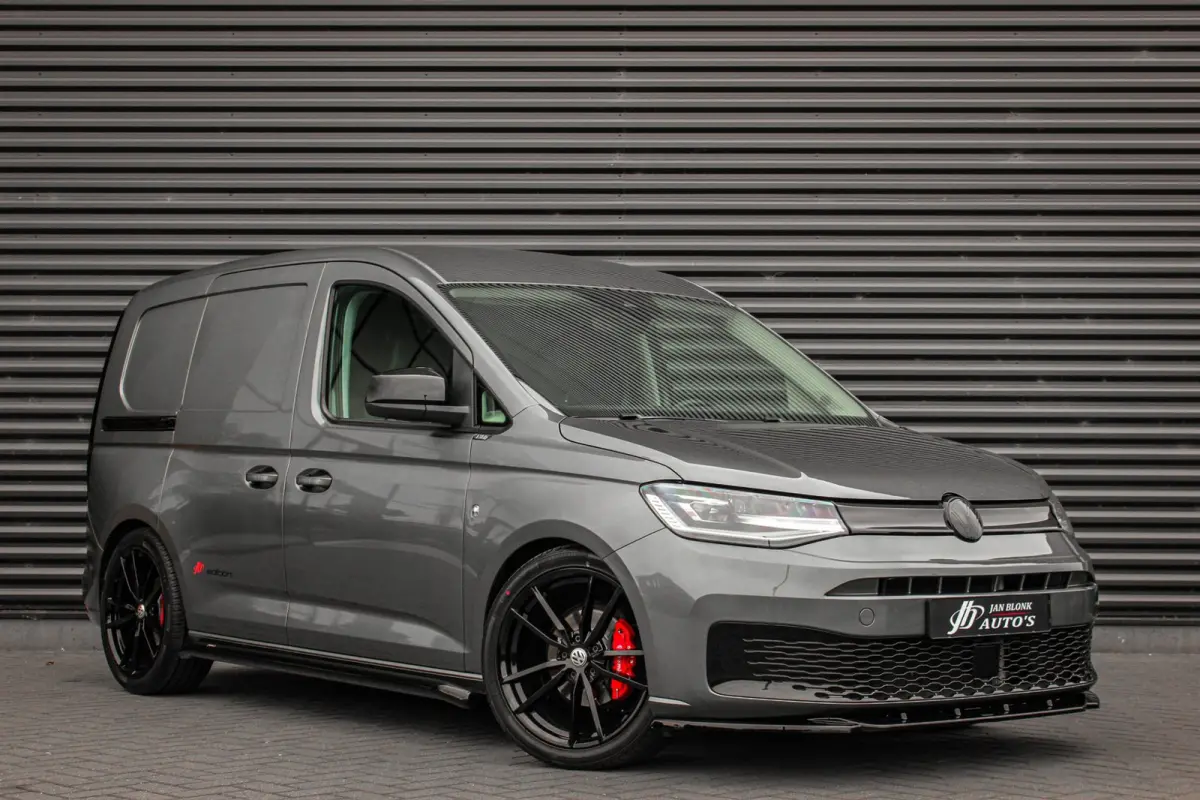 2.0 TDI JB-Edition 199PK / FULL OPTIONS / ACC / APPLE CARPLAY / ACTICE DISPLAY / FRONTLIP / SPOILER / 63DKM