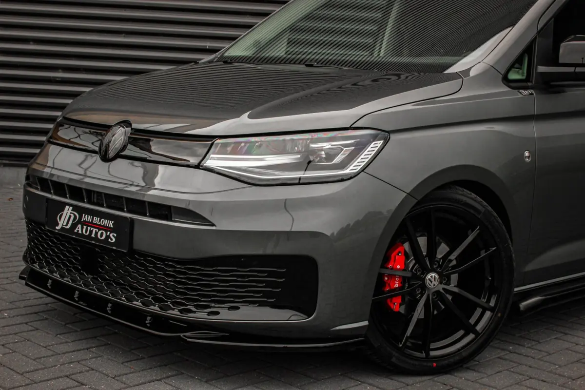 2.0 TDI JB-Edition 199PK / FULL OPTIONS / ACC / APPLE CARPLAY / ACTICE DISPLAY / FRONTLIP / SPOILER / 63DKM
