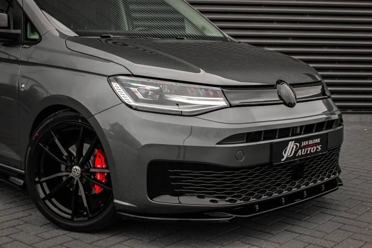 2.0 TDI JB-Edition 199PK / FULL OPTIONS / ACC / APPLE CARPLAY / ACTICE DISPLAY / FRONTLIP / SPOILER / 63DKM