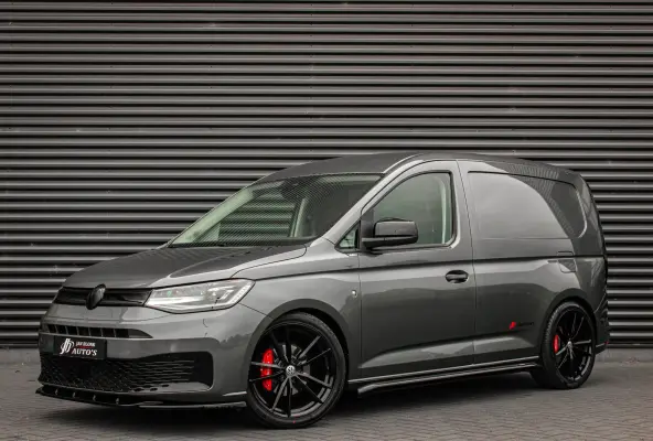 2.0 TDI JB-Edition 199PK / FULL OPTIONS / ACC / APPLE CARPLAY / ACTICE DISPLAY / FRONTLIP / SPOILER / 63DKM