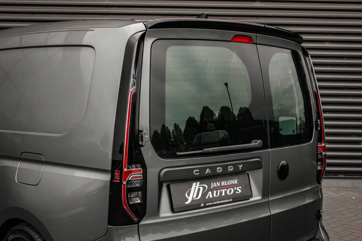 2.0 TDI JB-Edition 199PK / FULL OPTIONS / ACC / APPLE CARPLAY / ACTICE DISPLAY / FRONTLIP / SPOILER / 63DKM
