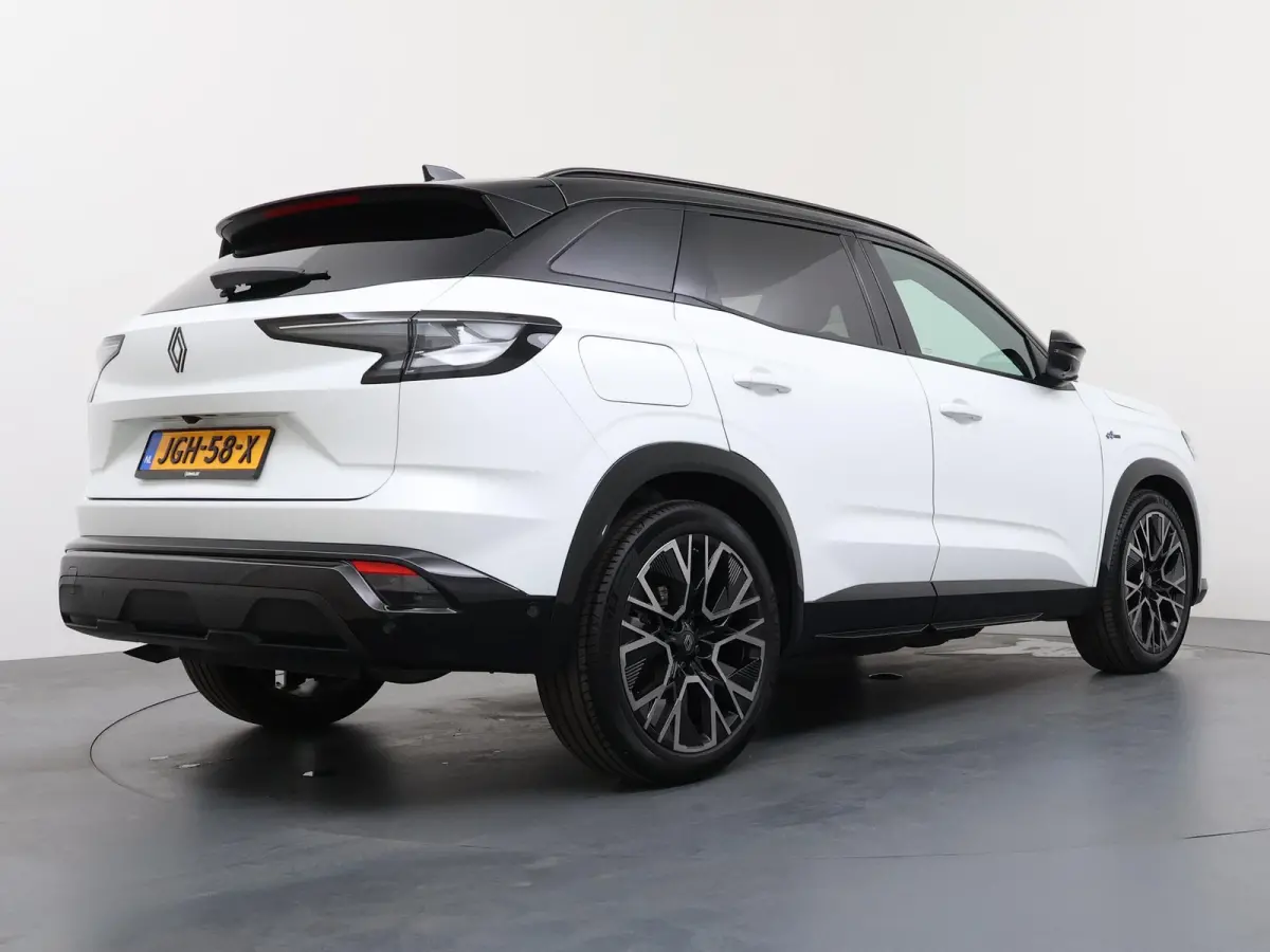 iconic esprit Alpine full hybrid E-Tech 200 | Panoramadak | Head-up Display | 360 Camera |