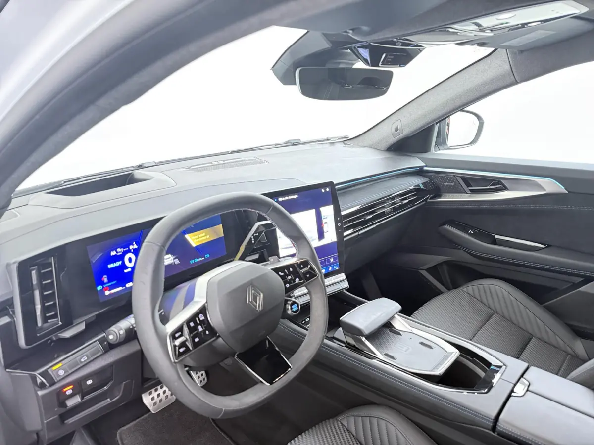iconic esprit Alpine full hybrid E-Tech 200 | Panoramadak | Head-up Display | 360 Camera |