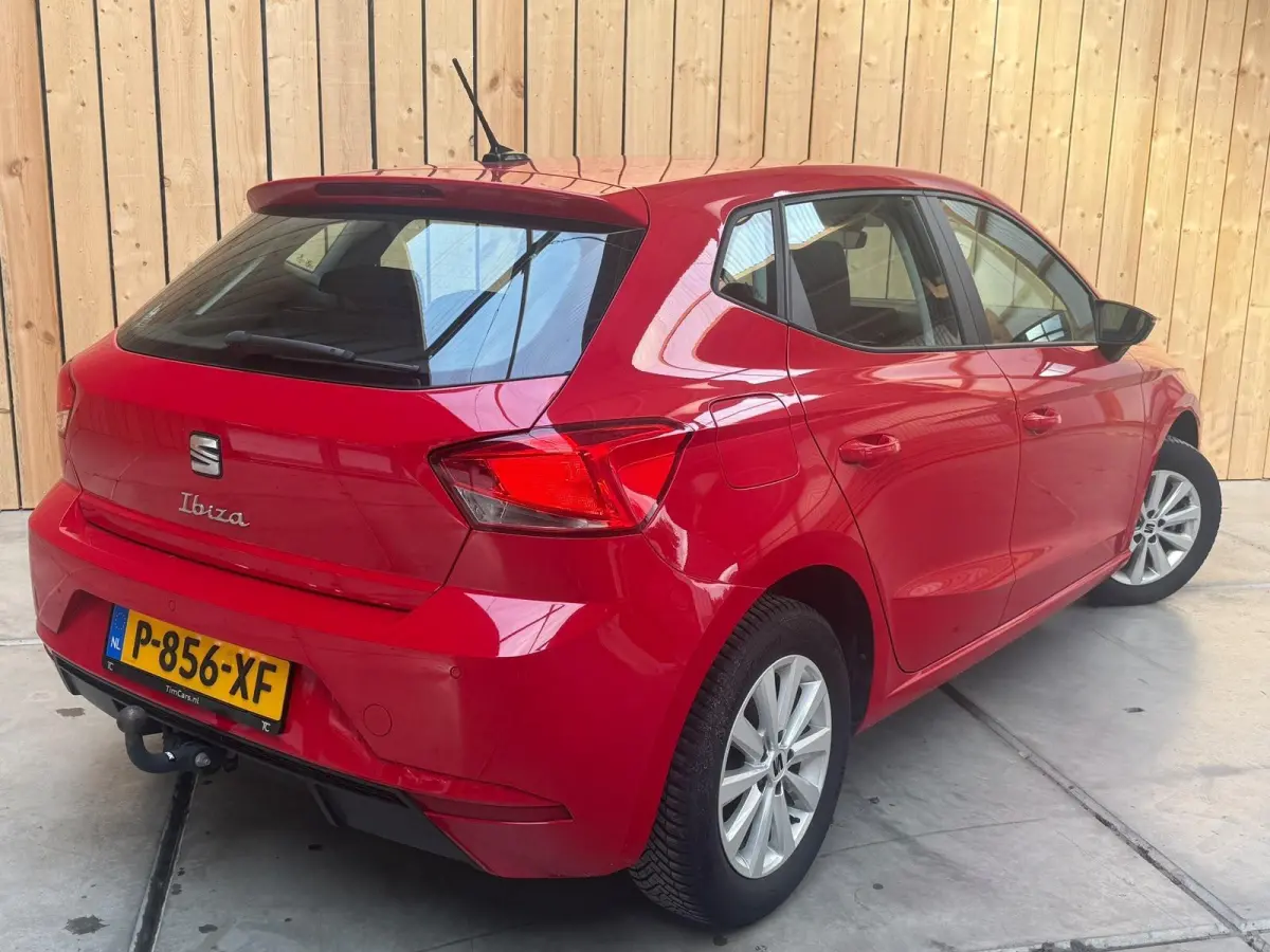 1.0 EcoTSI Style Apple CarPlay/Android Auto | Cruise control | DAB ontvangst | LED koplampen | Lichtmetalen velgen | Rijstrooksensor | Trekhaak
