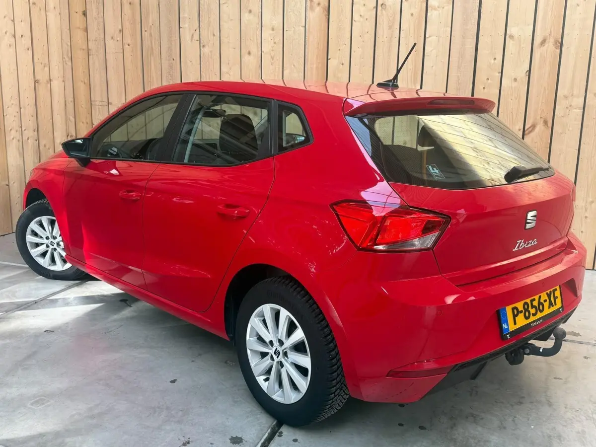 1.0 EcoTSI Style Apple CarPlay/Android Auto | Cruise control | DAB ontvangst | LED koplampen | Lichtmetalen velgen | Rijstrooksensor | Trekhaak